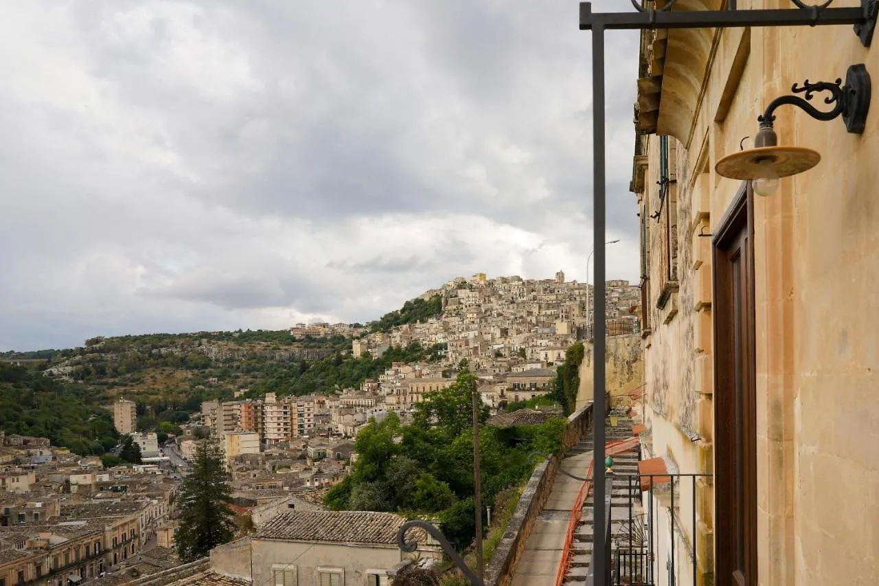 Vila Modica Castle