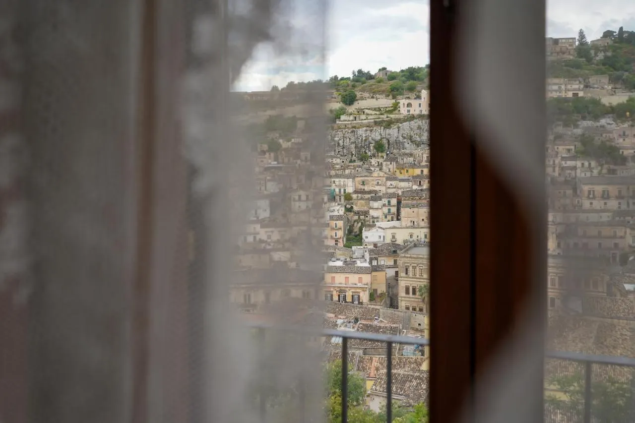 Vila Modica Castle